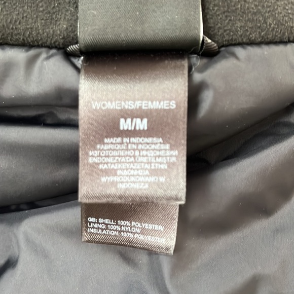 The north face winter jacket - Picture 7 of 8